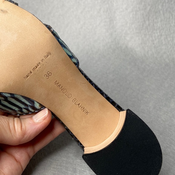 Manolo Blahnik Otawi Mule sandal with block heel - Navy/Teal - women's 36 - Picture 6 of 11